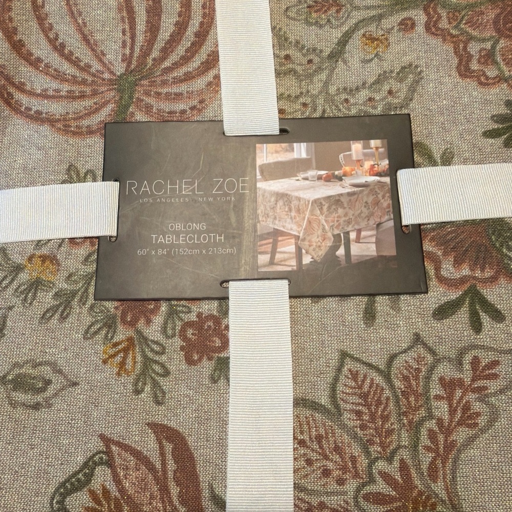 Rachel Zoe Floral Oblong Tablecloth in Rust and Sage
